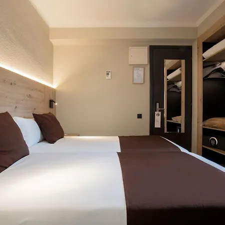 Comtes D'Urgell Hotel Les Escaldes Room photo